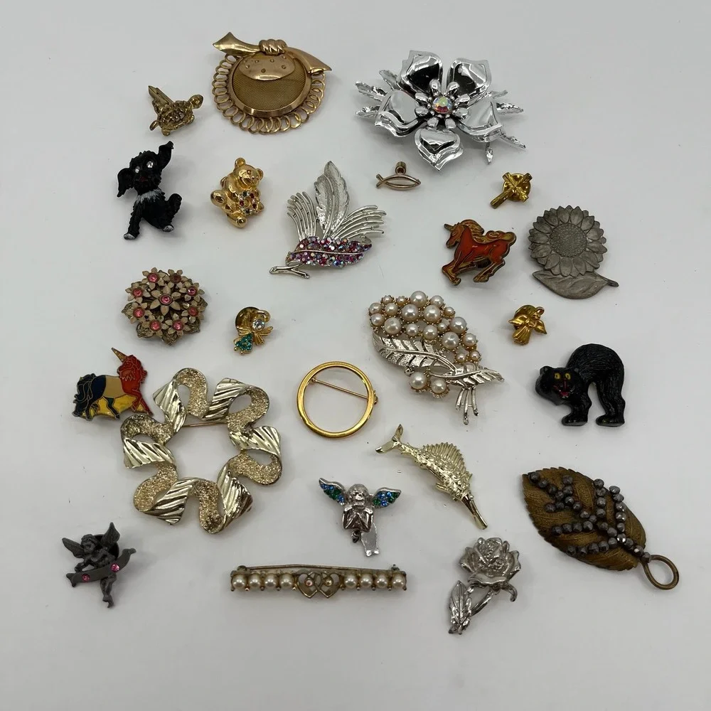 Vintage Brooch Pin LOT 24 Mixed Era Rhinestone Enamel Figural Costume Jewelry